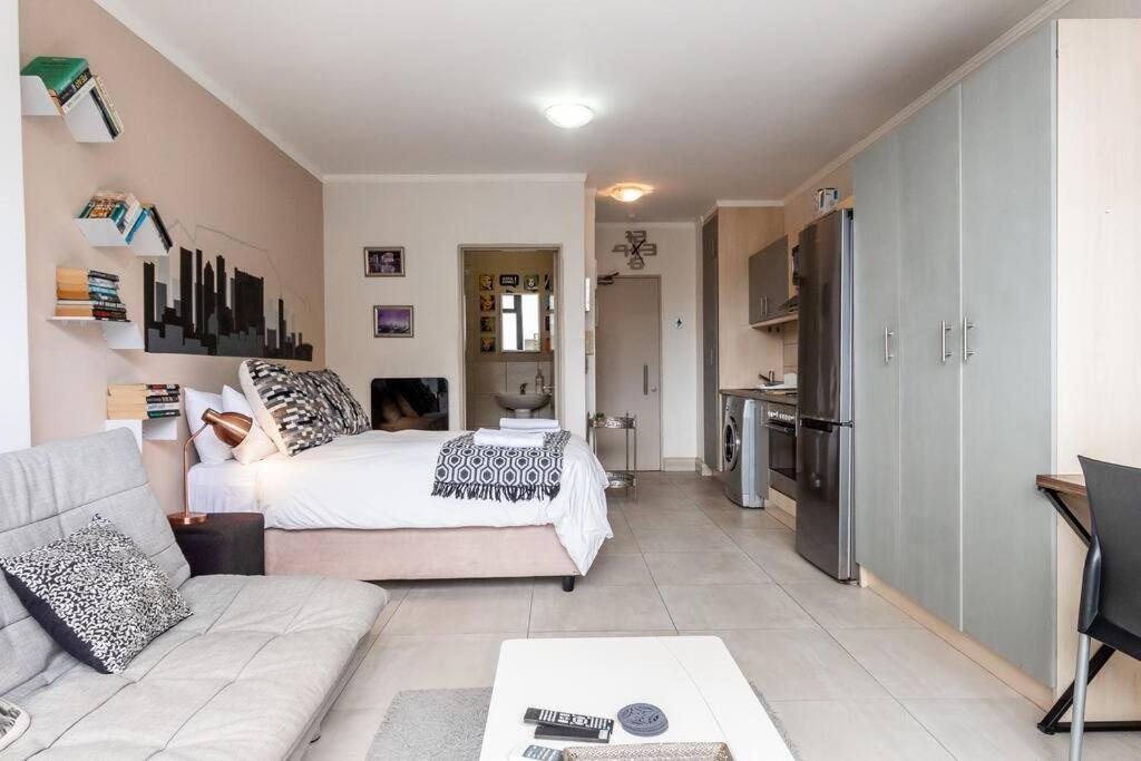 Four Seasons 818- Spacious Cbd Studio - Onsite Parking, Gym & Rooftop Pool Cidade Do Cabo Exterior foto