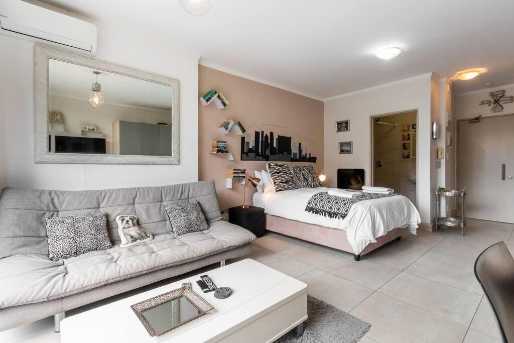 Four Seasons 818- Spacious Cbd Studio - Onsite Parking, Gym & Rooftop Pool Cidade Do Cabo Exterior foto