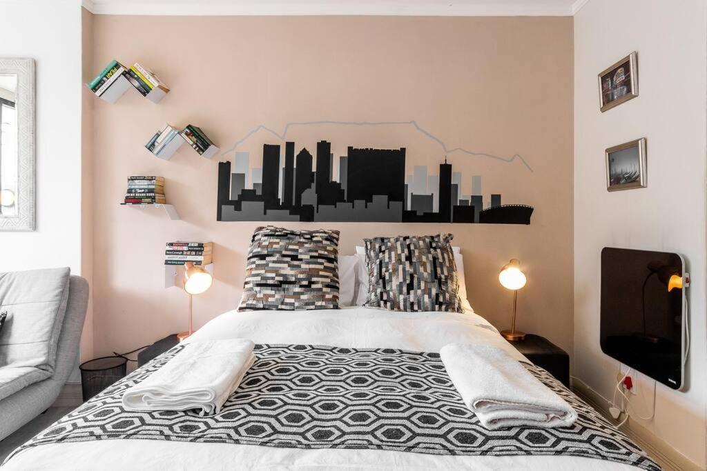 Four Seasons 818- Spacious Cbd Studio - Onsite Parking, Gym & Rooftop Pool Cidade Do Cabo Exterior foto